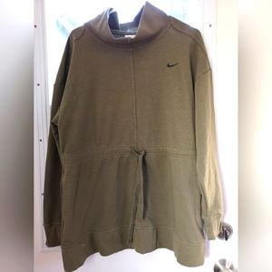 Nike Pullover Women's Large
